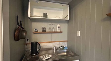 Te Aro, 1 bedroom - Photo 2