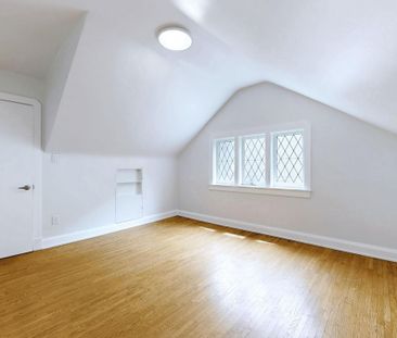 For Lease - 668 Scarlett Road, Toronto, Ontario - Photo 6