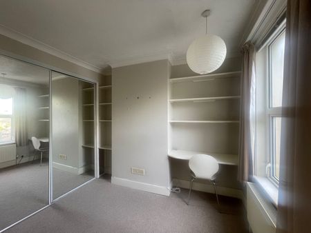 2 Bed Flat, Princes Crescent, BN2 - Photo 4