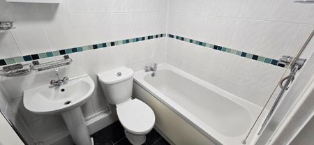 1 bedroom flat to rent - Photo 4