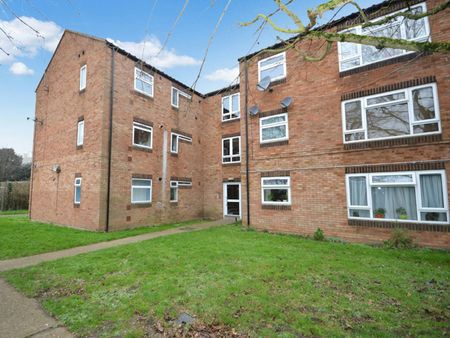 Flat to rent on - Photo 5