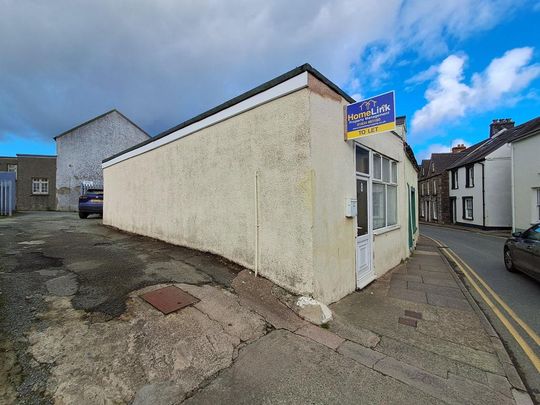 1 bedroom semi-detached house to rent - Photo 1