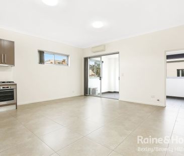 2/14 Walz Street, Rockdale, NSW 2216 - Photo 4