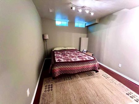 For Lease - 739 Joe Persechini Drive, Newmarket, Ontario - Photo 2