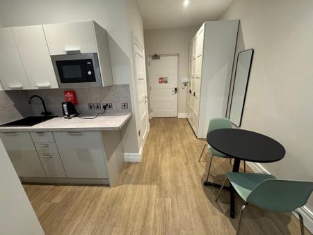 1 bedroom property to rent - Photo 4