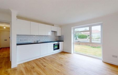 1 bedroom flat to rent - Photo 2