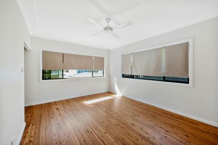 Three Bedroom Home - Photo 3