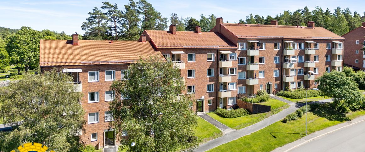 Tallbacksvägen, Falun - Photo 1