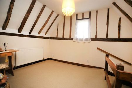 2 bedroom semi-detached house to rent - Photo 5