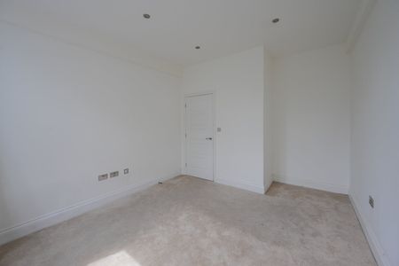 St. Marys Gate - Photo 5