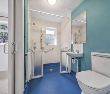 2 bedroom bungalow to rent - Photo 6