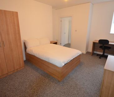 Hill Park Crescent, Plymouth - Photo 3