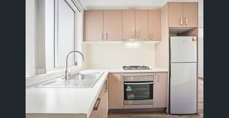 Neat 1-Bedroom Home in Cranebrook - Photo 5