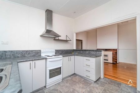 Quality Living in the Heart of Invermay - Photo 4