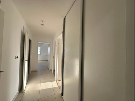 APPARTEMENT T3 62M - Photo 3