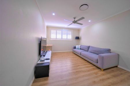 Beautifully Presented Home - Photo 5