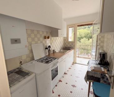 F2 meublé de 50 m² + balcon. Cuisine Equipée Indépendante. Cellier ... - Photo 5