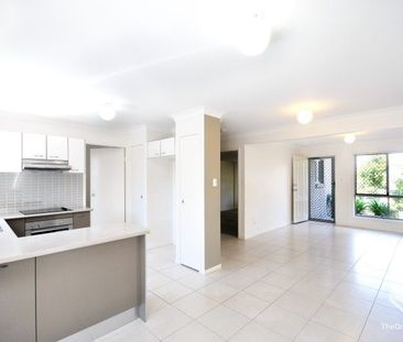 Fabulous home in great location - Photo 2