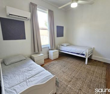 Fully furnished four bedroom house - Photo 4