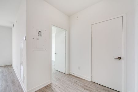 For Lease - 3005 Pine Glen Road Unit# 612, Oakville, Ontario - Photo 4