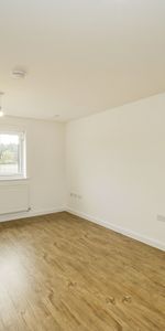 2 bedroom maisonette to rent - Photo 3