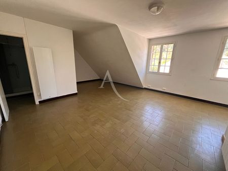 Location Appartement 1 pièce 32m² - Photo 2