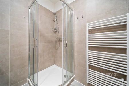 Pronájem útulného bytu 2+1 s balkónem, Liberec IStaré Město - Fotografie 5