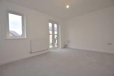 Field Maple Road, Ashchurch, Tewkesbury, Gloucestershire, GL20 - Photo 3