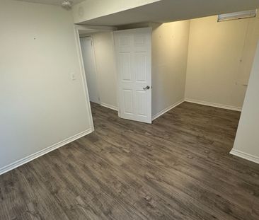For Lease - 5464 Tenth Line Unit# BSMT, Mississauga, Ontario - Photo 5