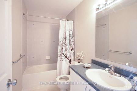 For Lease - 293 Forestbrook Street, Kanata, Ontario - Photo 2