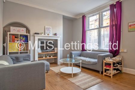 7 Hartley Grove, Leeds, LS6 2LD - Photo 4