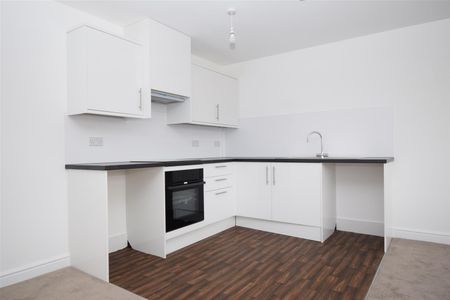 One Bedroom Apartments, Northgate, Wakefield - Photo 2