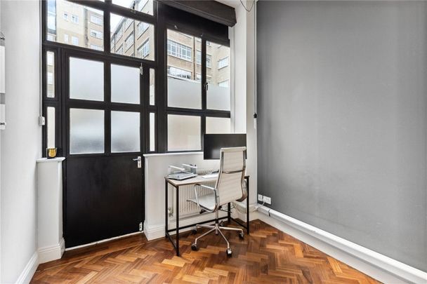 2 bedroom flat in Clerkenwell - Photo 1