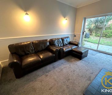 4 bedroom terraced house to rent - Photo 4