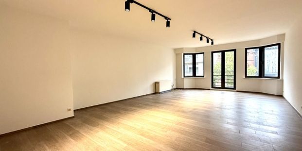 Appartement te huur in Deinze voor € 995 met 2 slaapkamers - Foto 1