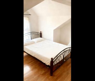 Room in a Shared House, Katherine Road, E6 - Photo 1