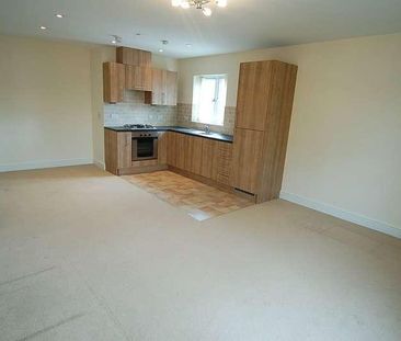 Mill Park Gardens, Mildenhall, Bury St. Edmunds, Suffolk, IP28 - Photo 3