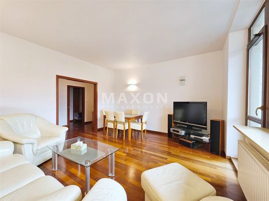 Miasteczko Wilanów 2 parkingi w garażu - Photo 1