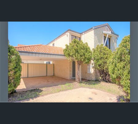 Large room 16A Marquis Street, Bentley, WA 6102 - Photo 2