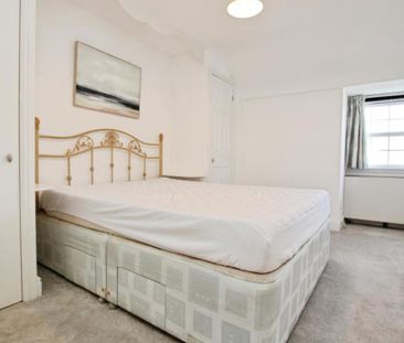 A brilliant property located within a short walk to both Clifton Vi... - Photo 6