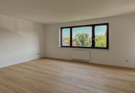 Erstbezug nach Modernisierung: Hochwertige, gut geschnittene 3-Zimmer-Whg. mit Balkon - Photo 3