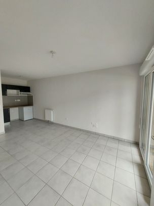 Location Appartement 2 pièces 40m² LA ROCHELLE 17000 - Photo 1
