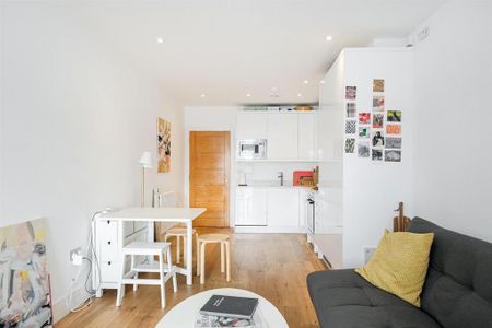 1 bedroom flat to rent - Photo 3