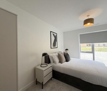 3 bedroom flat to rent - Photo 6