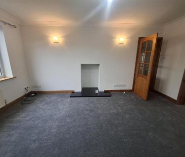 3 bedroom bungalow to rent - Photo 1