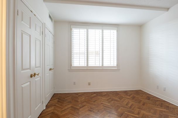 For Lease - 2289 Lakeshore Boulevard Unit# 129, Toronto, Ontario - Photo 1