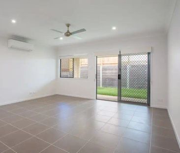 2/21 Limmen Crescent, South Ripley QLD 4306 - Photo 1