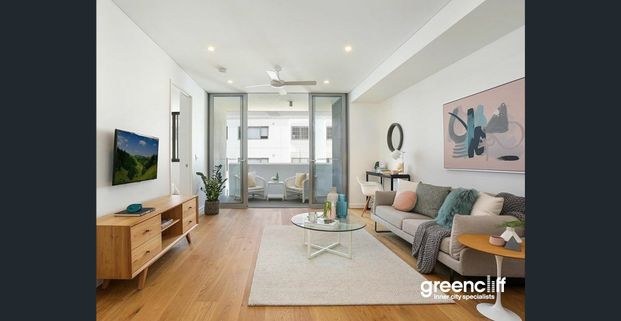 One Bedroom Apartment with Parking - Photo 1