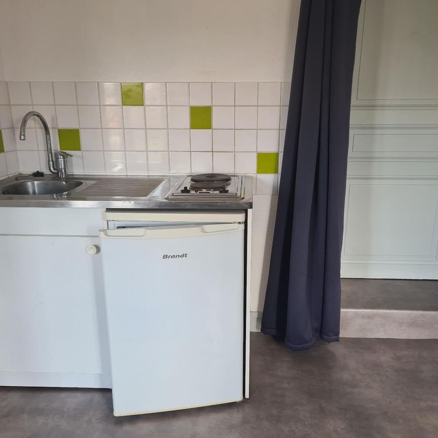 Location Appartement 2 pièces 29m² CLERMONT FERRAND 63000 - Photo 1