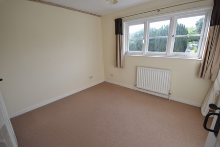 4 bedroom terraced house to rent - Photo 5
